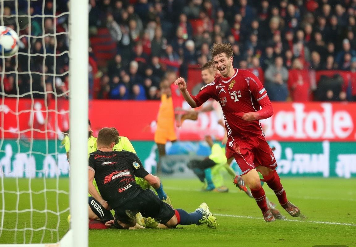 拜仁慕尼黑主场胜弗莱堡：德甲巅峰对决精彩回顾(图3)