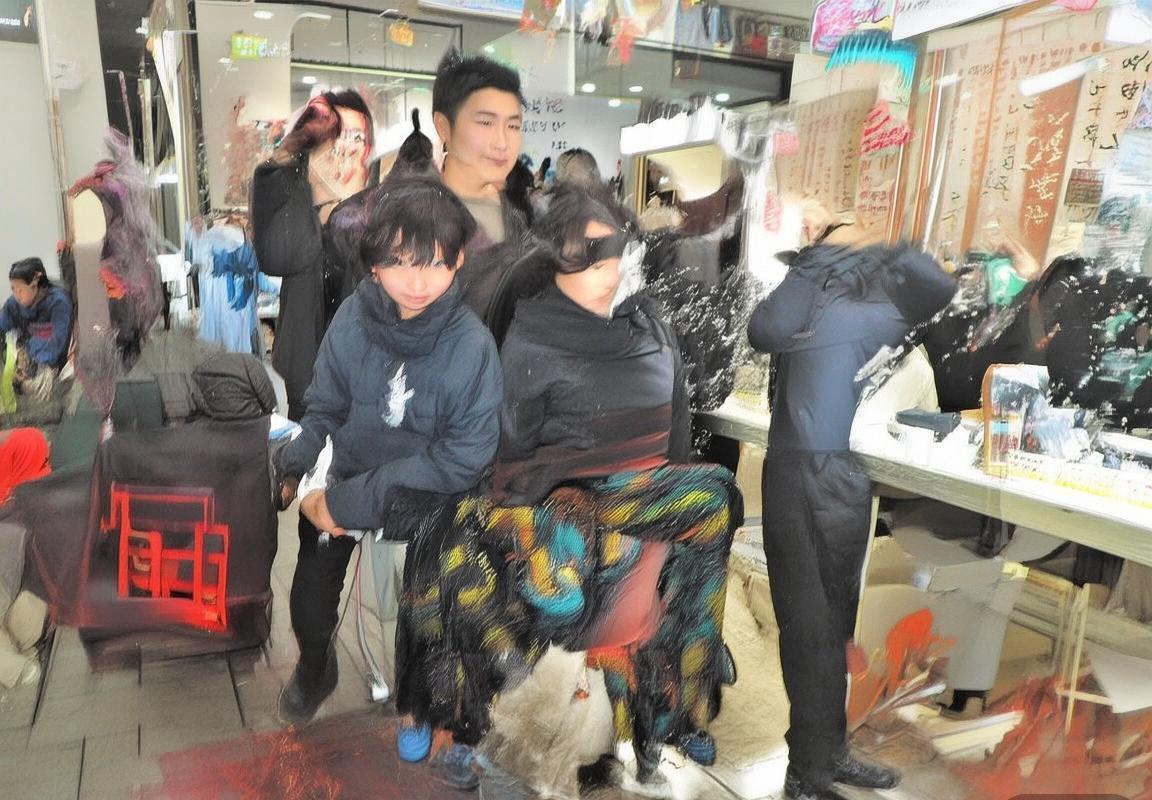 莱昂·格雷茨卡：从青训营到德甲明星的足球成长之路(图3)